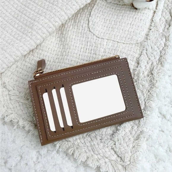 ⚠️Clearance Coffee Brown And White Slim Cardholder / Wallet - Picture 4 of 4